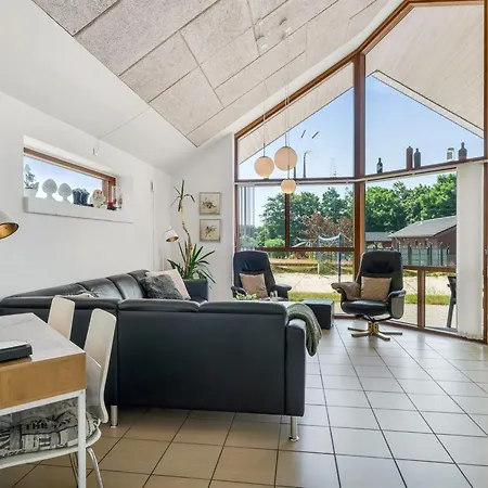 Sonsee - 300m To The Fjord By Interhome